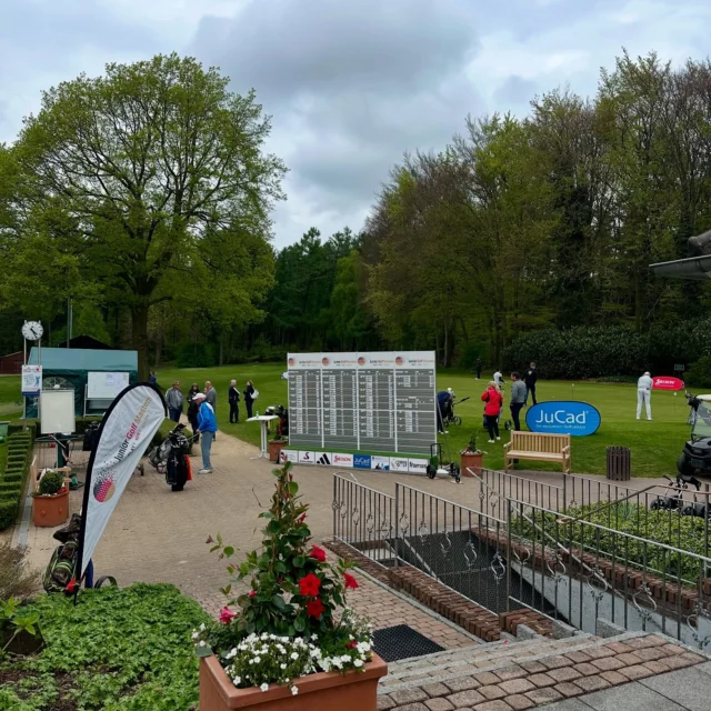 Junior Golf Masters - Tag 2 ⛳️

#lgcschlossmoyland #lgcmoyland #kleve #nrw #bedburghau #golfplatz #golfcourse #golf #golfer #golfsport #sport #golferslife #greenkeeping #green #natur #golfundnatur #golfhochzehn #frühling #spring #sonne #sun #goodvibe #wochenende #weekend #ostern #easter #osterhase #juniorgolfmasters #masters